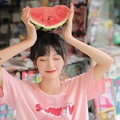 娱乐吃瓜头像女生可爱,揭秘娱乐圈可爱吃瓜女生的魅力瞬间 第2张 娱乐吃瓜头像女生可爱,揭秘娱乐圈可爱吃瓜女生的魅力瞬间 第2张